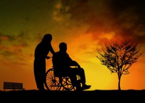 政府は在宅介護推進へ⁈老々介護問題へ広がる介護世帯の限界